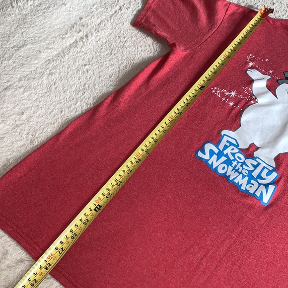 Frosty the Snowman M Red T-shirt Medium EUC Unisex - Picture 8 of 8